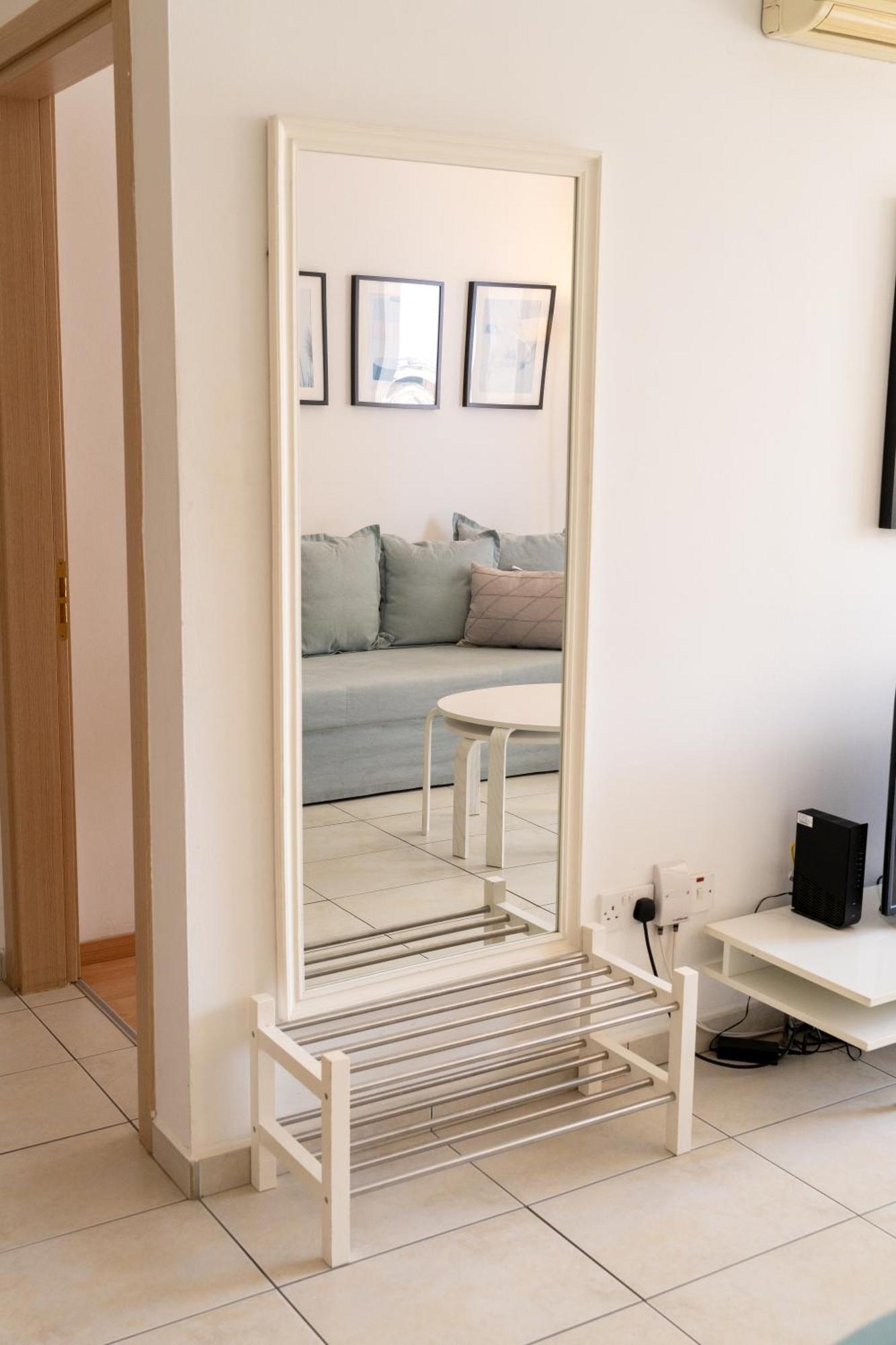 דירות לרנקה Blue Dawn Center Flat מראה חיצוני תמונה